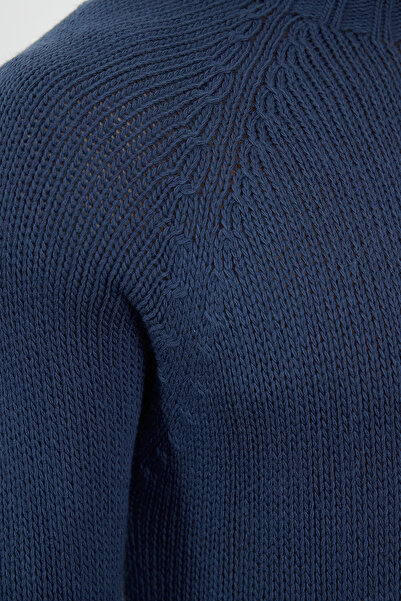Trendyol Collection Indigo Slim Fit Basic pletený svetr – poloviční rolák, raglánový rukáv Tmnaw25Kz00002