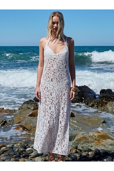 Juste Studio Ecrufarbenes Spitzenkleid mit Riemchen
