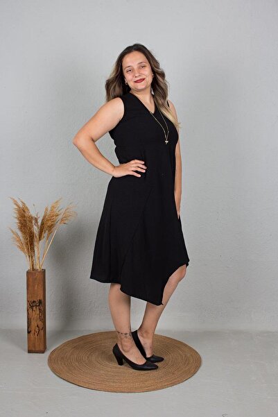 Truva XXL TruvaXxl Plus Size - Women's Symmetrical Cut Dress