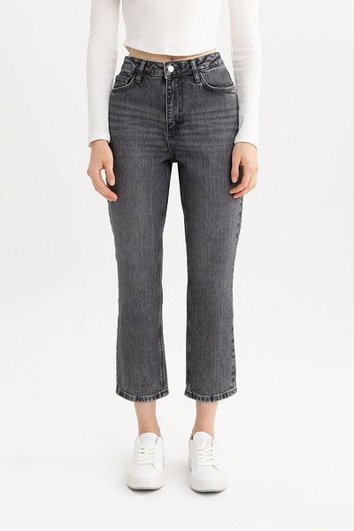 DeFacto Mary Vintage Jeanshose mit hoher Taille und gerader Passform in Knöchellänge - B4195ax23wn