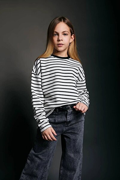 DeFacto Dívčí pruhovaná mikina volného střihu - Crew Neck B2522a823wn
