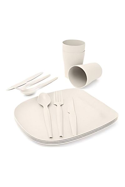 Eynel 6-Person Picnic Set - 32 Pieces Plastic Cup and Spoon Knife Dinner Breakfast Set