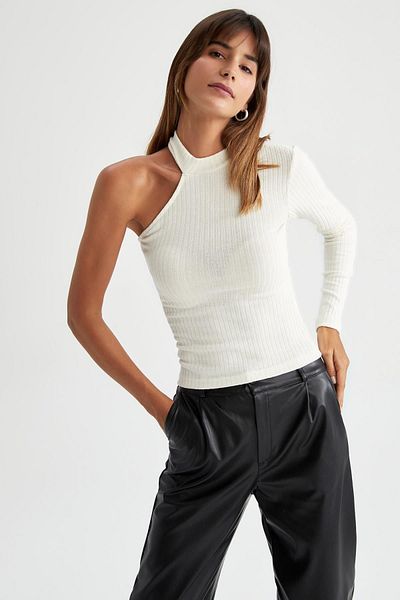 DeFacto Slim Fit Slim Fit Half Turtleneck Ribbed Camisole Long Sleeve T-Shirt Z3509Az22Au