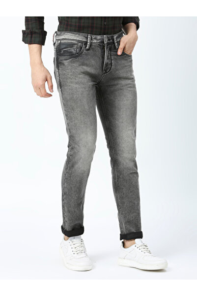 Lawmanpg3 By Styli Mid Rise Faded Jeans with Pocket Detail