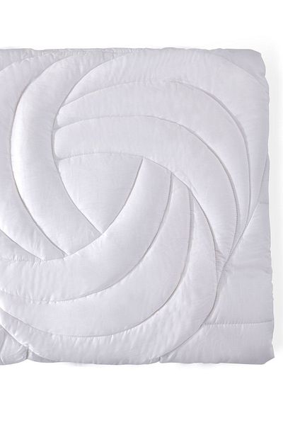 Madame Gross Double Wool Quilt