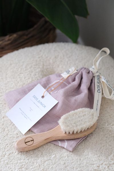 Dos Junior Company Natural Wooden Baby Brush - 100% Pure Goat Hair