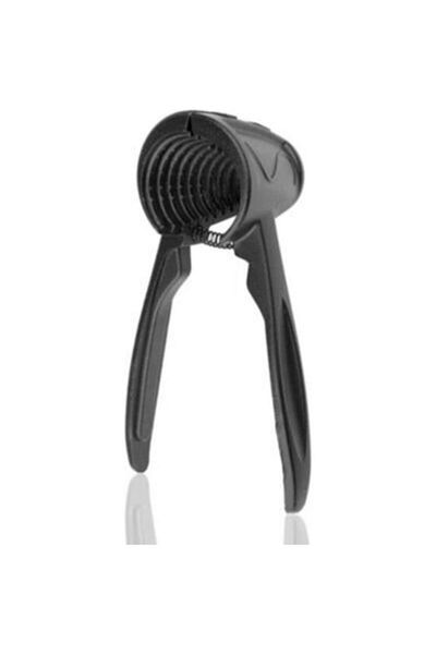 T.Concept Black Cast Walnut Cracker
