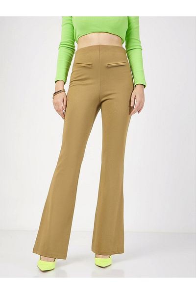 Sassafras By Styli High Rise Pocket Detail Flared Pants