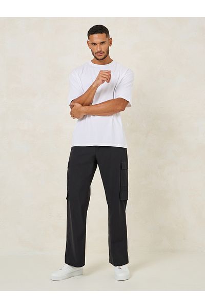 Styli Relaxed Fit Cargo Pocket Detail Pants