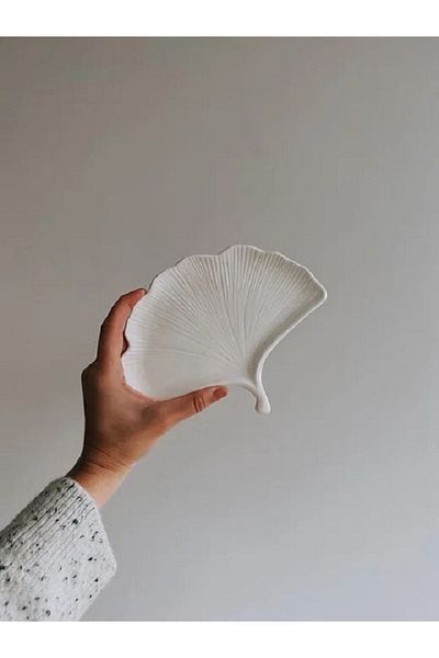 Minima Art Studio Decorative Store Leaf Look Decorative Plate