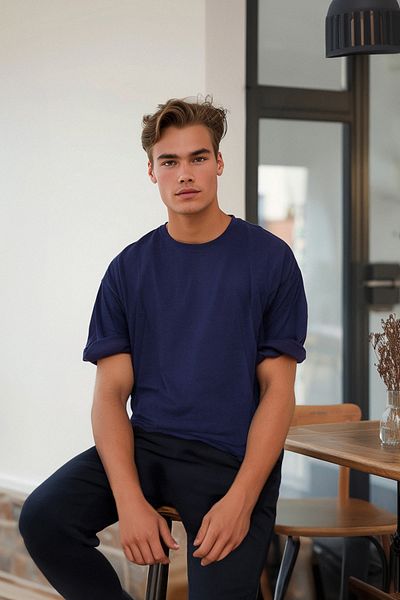 Edit by Trendyol Koszulka męska typu oversize z okrągłym dekoltem w kolorze fioletowym - Tmnss21Ts0811