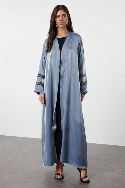 Trendyol Modest عباية طويلة مطرزة باللون النيلي اللامع - TCTSS24KF00004