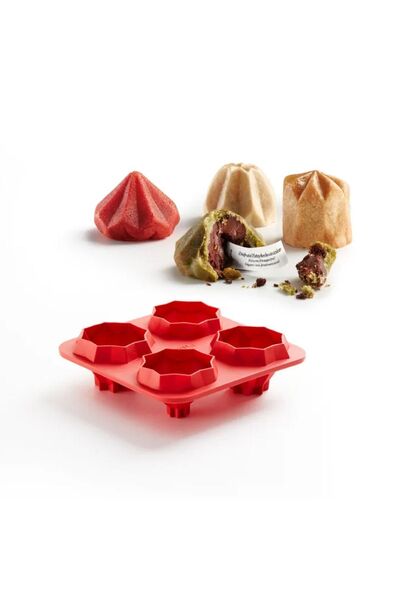lekue Kırmızı Silikon Şans Kurabiyesi Piramit Kalıbı 14x14x4