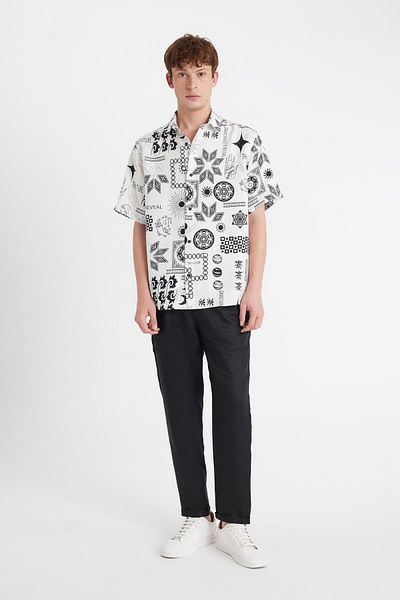 DeFacto Normal geschnittene, kurz geschnittene Leinen-Sommerstoffhose mit doppeltem Bein C1826ax24sm