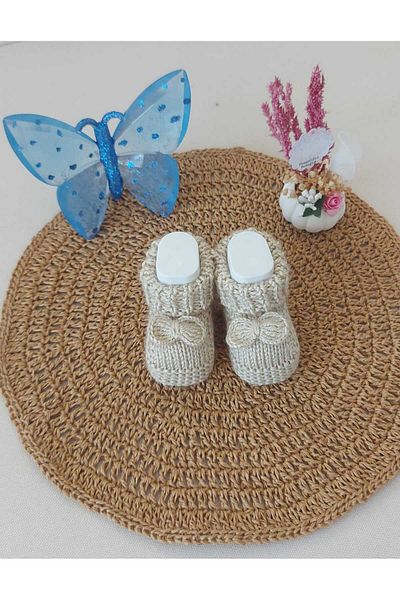 BEGİN 0-6 Months Beige Baby Slippers - Newborn Gift, Acrylic Wool, Hand Knitted Birth Memory with Bow