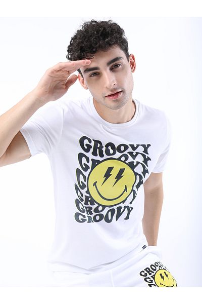 Ketch By Styli Groovy Emoji Print Slim Fit T-shirt