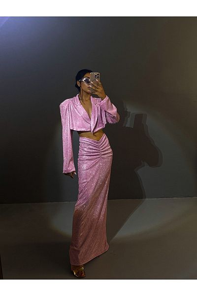 Gülşah Evecen Special Design Pink Glittered Front Gathered Pencil Skirt