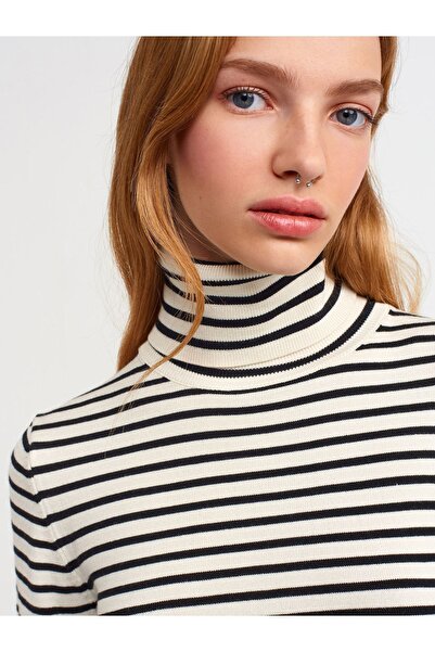 Dilvin Pulover cu dungi crem cu gât rotic - 10302