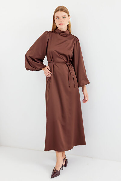 Bigdart 2510 Model Saténový hidžáb večerní šaty - hnědé šaty