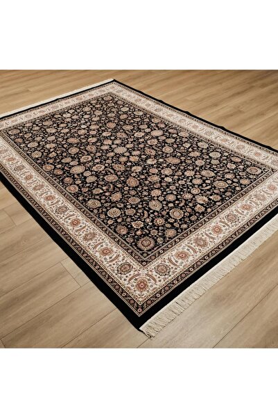 Halıcızade Uşak Desenli Makine Dokuma Siyah Klasik Halı