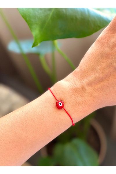 Atelier Çağla Red String Bracelet - Glass Evil Eye Bead Detail