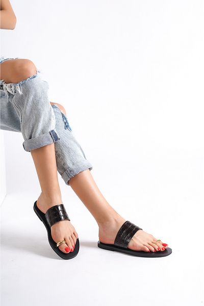 DaphneSandals Brown Leather Croco Women's Slippers - 5205