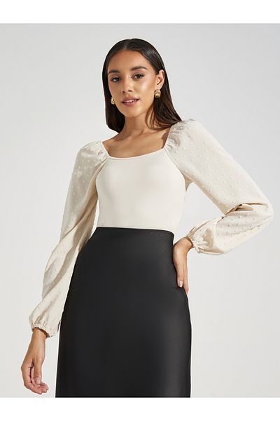 Styli Dobby Sleeves Square Neck Fitted Bodysuit