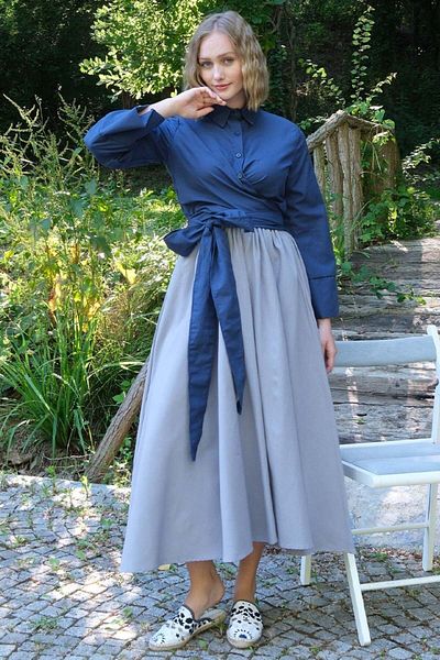 Ceylan Otantik Navy Blue Balloon Skirt and Gray Tied Shirt Set
