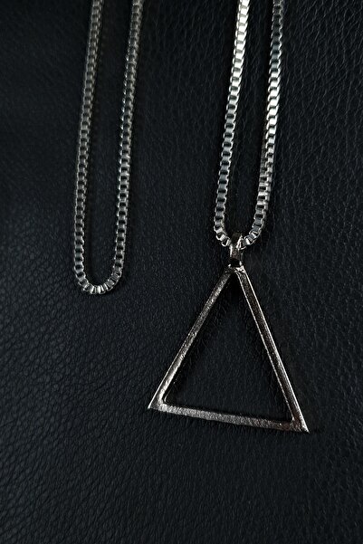 Dukkanka قلادة مثلثة بسيطة للجنسين بسلسلة مربعة