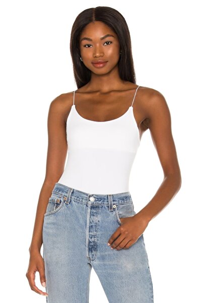 By Kul Design بدلة نسائية بحزام حبل أبيض