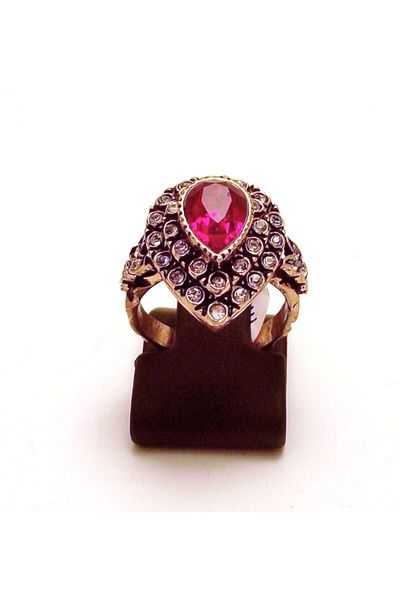 Aşina Gümüş Ruby Red Drop Diamond Mounted Ring