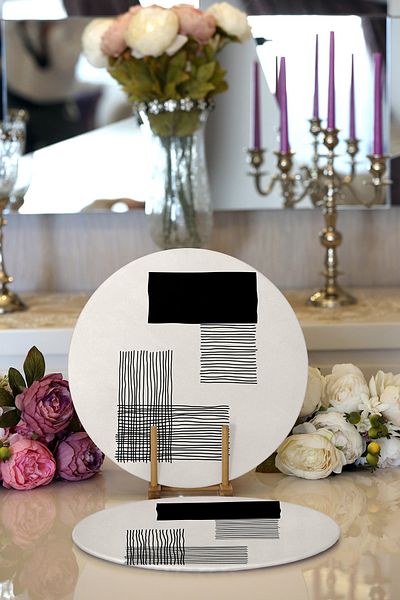 Realhomes 2-Piece Abstract Style Digital Printed Decorative Round Plate & Placemat with Onedraw Drawing