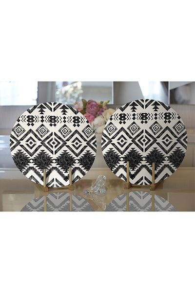 Realhomes 2-Piece Scandinavian Patterned Ethnic Design Digital Printed Decorative Round Plate & Placemat