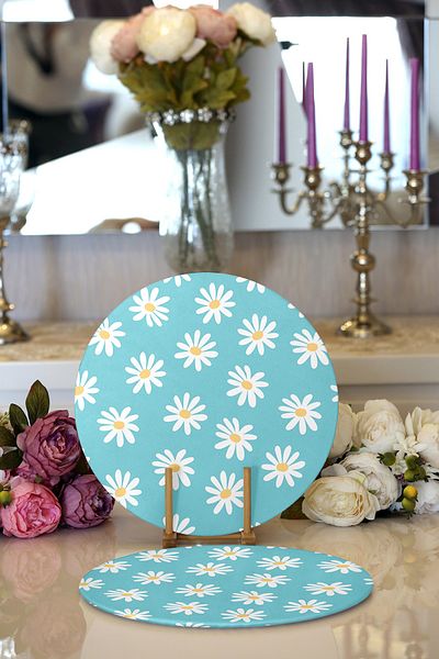 Realhomes 2-Piece Blue Floor Daisy Drawing Digital Printed Modern Round Plate & Placemat