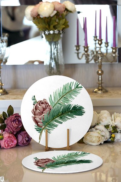 Realhomes 2-Piece Cone Drawing Cristmas Themed Digital Printed Modern Round Plate & Placemat