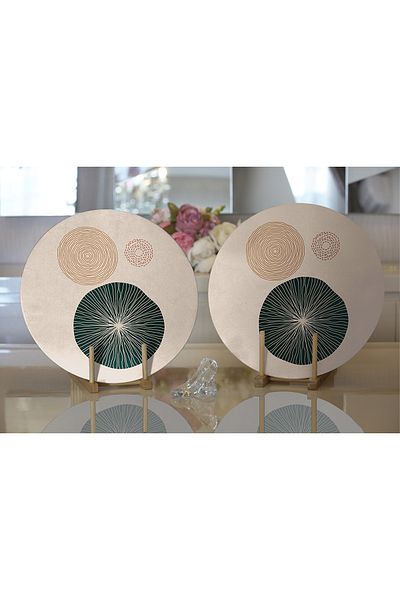 Realhomes 2-Piece Minimalist Motif Digital Printed Modern Round Plate & Placemat