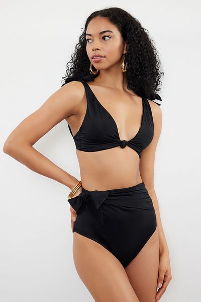 Trendyol Collection Schwarzes Hipster-Bikinihöschen mit hoher Taille und Gürtel zum Binden TBESS24BA00147