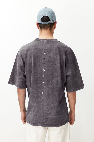 Trendyol Collection Anthrazitfarbenes, übergroßes, bedrucktes Baumwoll-T-Shirt - TMNSS23TS00166