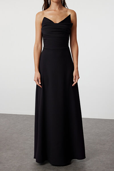 Trendyol Collection Μακρύ μαύρο βραδινό φόρεμα A-Cut - TPRSS24AE00219