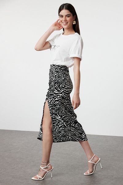 Trendyol Collection Black Zebra Patterned Textured Slit Gathered Flexible Midi Knitted Skirt TWOSS24ET00254