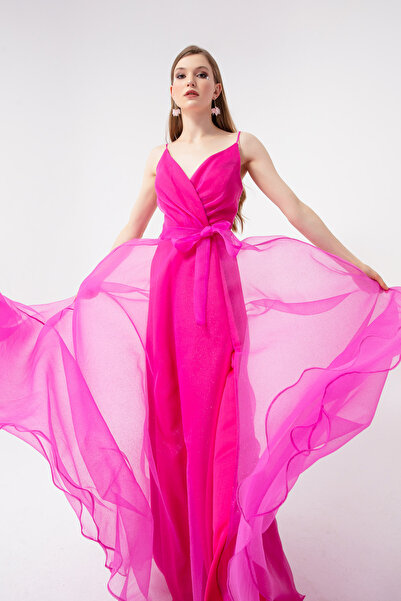 Lafaba Női fukszia duplasoros nyakú, öves hosszú ezüst estélyi ruha