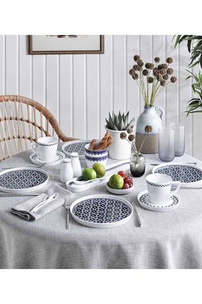 Pierre Cardin Solid 32 Piece Breakfast Set