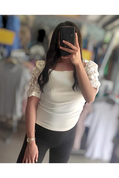 Sublime Butik Balon Dantel Kol Vücuda Yapışan Crop T-Shirt