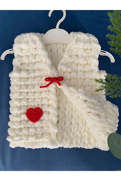 ÖRGÜCÜ DESİGN Hooded Puffy Baby Vest