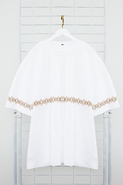 Trendyol Collection Tricou supradimensionat cu broderie etnică albă - 100% bu...