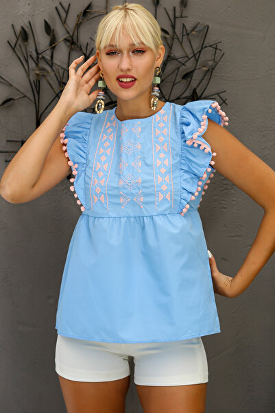 Chiccy Bluză de damă, albastră, cu gât rotund, cu voluri, țesute, brodate cu pompon