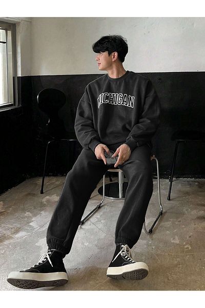 modaberry Σετ αθλητικής φόρμας Michigan Combination Bottom Top - Μαύρη στάμπα Oversize Λαστιχένια λαιμόκοψη