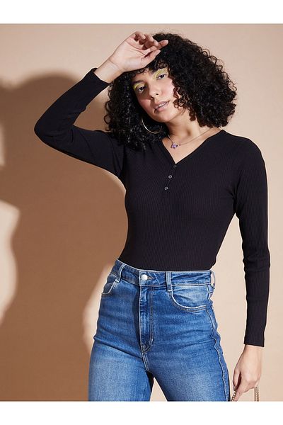 Sassafras By Styli Ribbed V Neck Button Detail Regular Fit Top