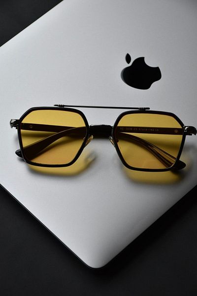 LOOKUP NEW Henry Metal Matte - Yellow Glass Black Frame Patterned Uv400 Unisex Sunglasses