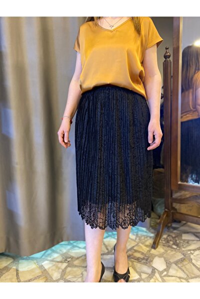 Vera Tekstil Kadın, siyah piliseli midi boy dantel etek